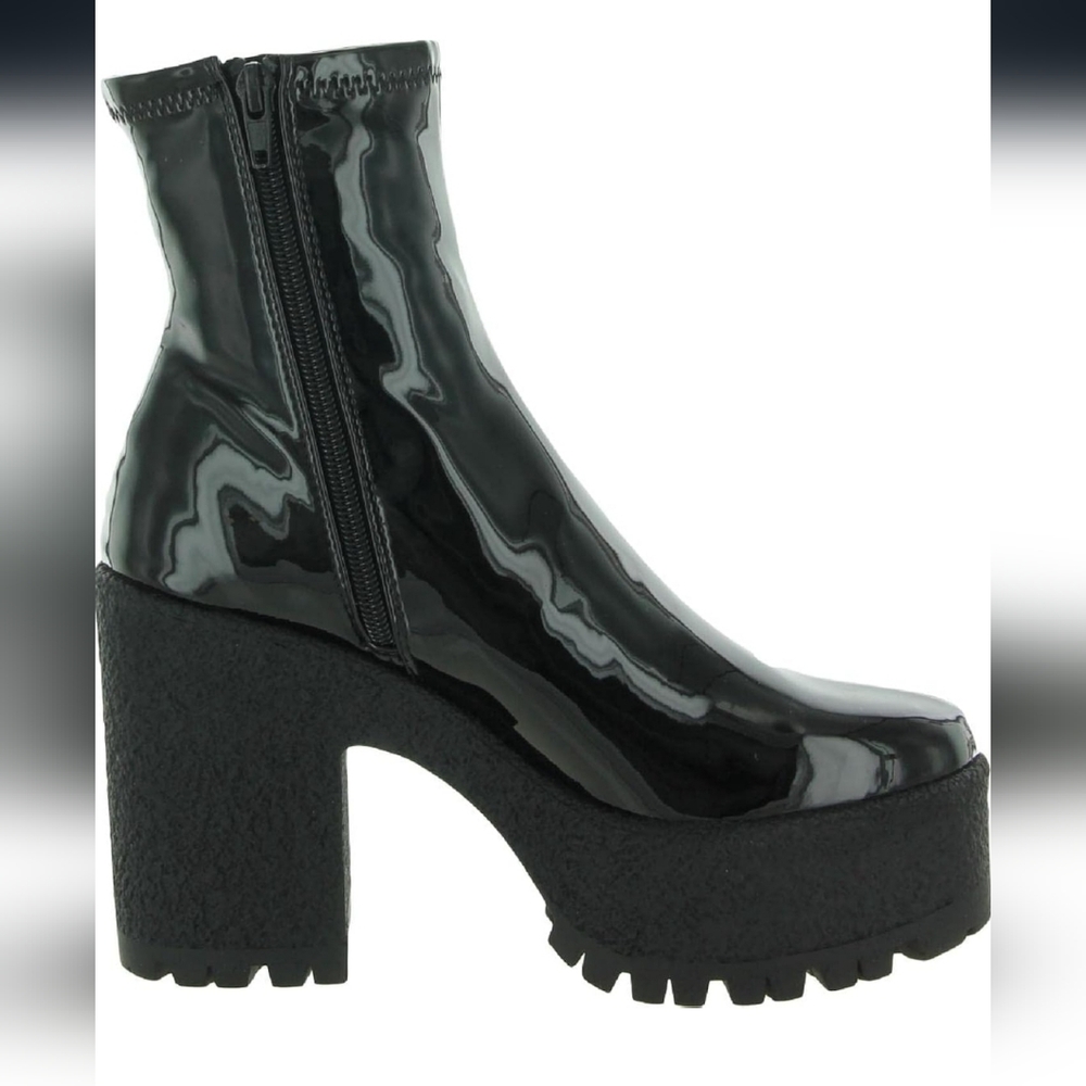Steve Madden Outlast Patent Leather Plarform Ankle Boot Size 6.5